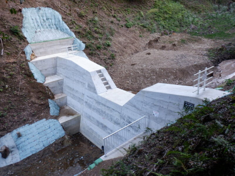 ダム、河川工事