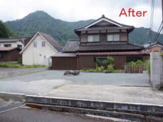成瀬様邸　駐車場砕石敷設工事
